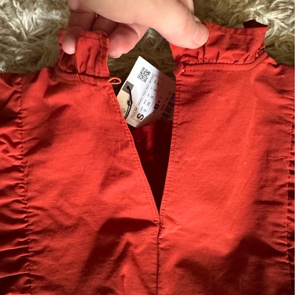 NWT Ruffle Crop Top - Picture 4 of 6